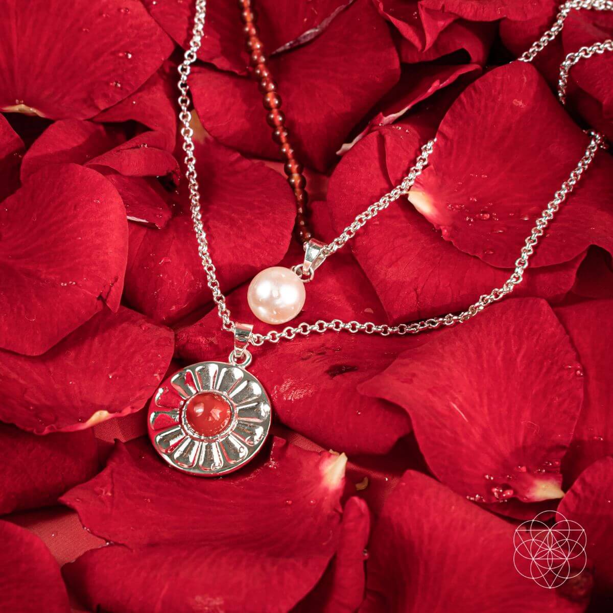 ο»ΏAwaken True Self Necklace Setο»Ώ