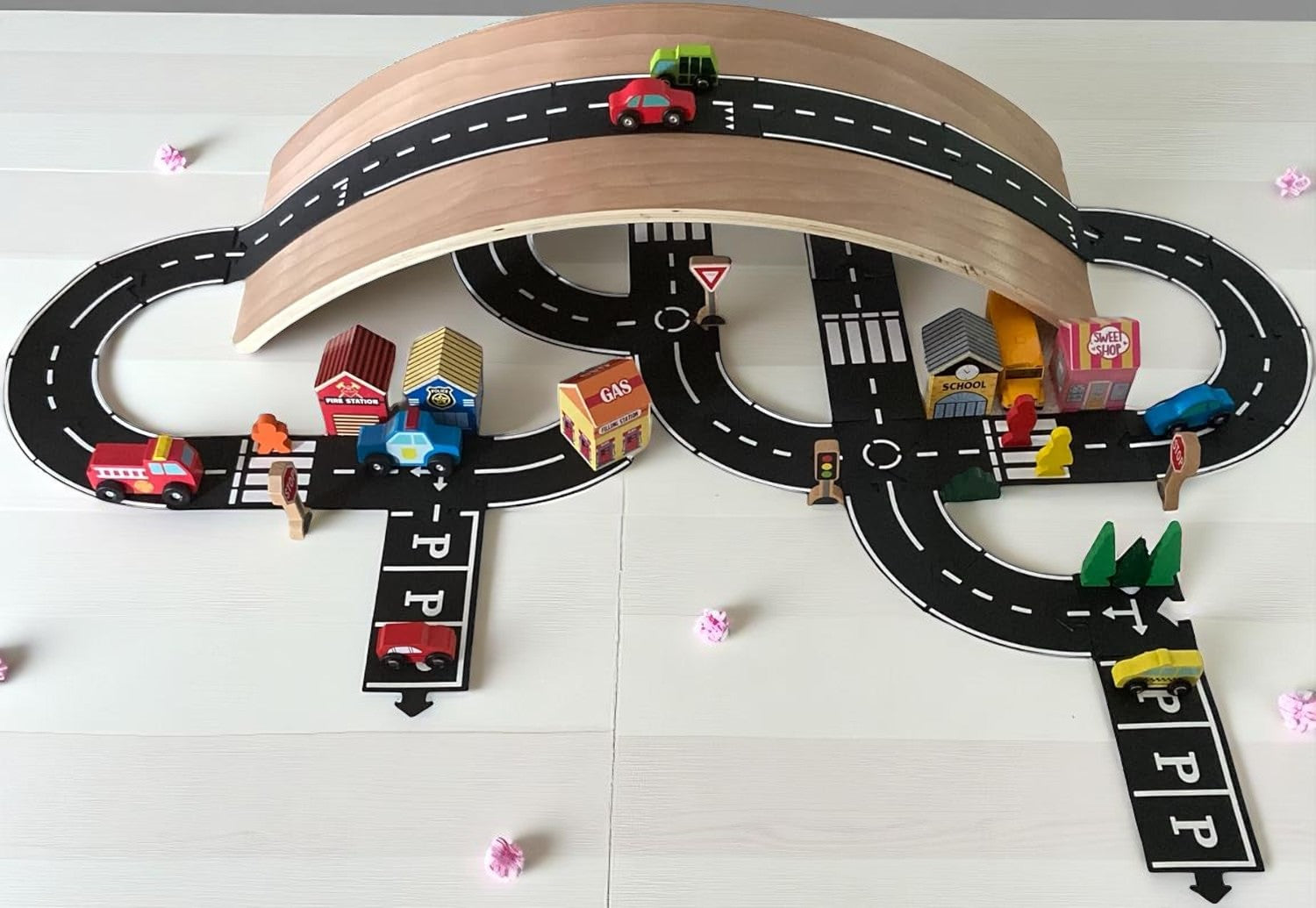 Rubber Roads Play Set
