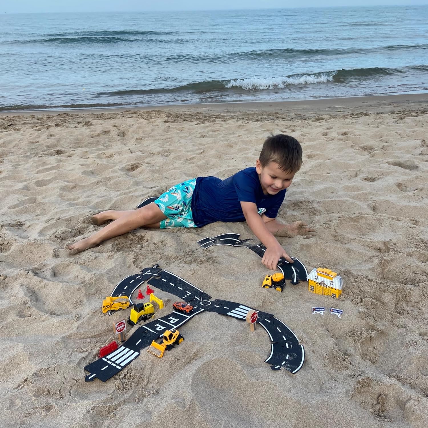 Rubber Roads Play Set