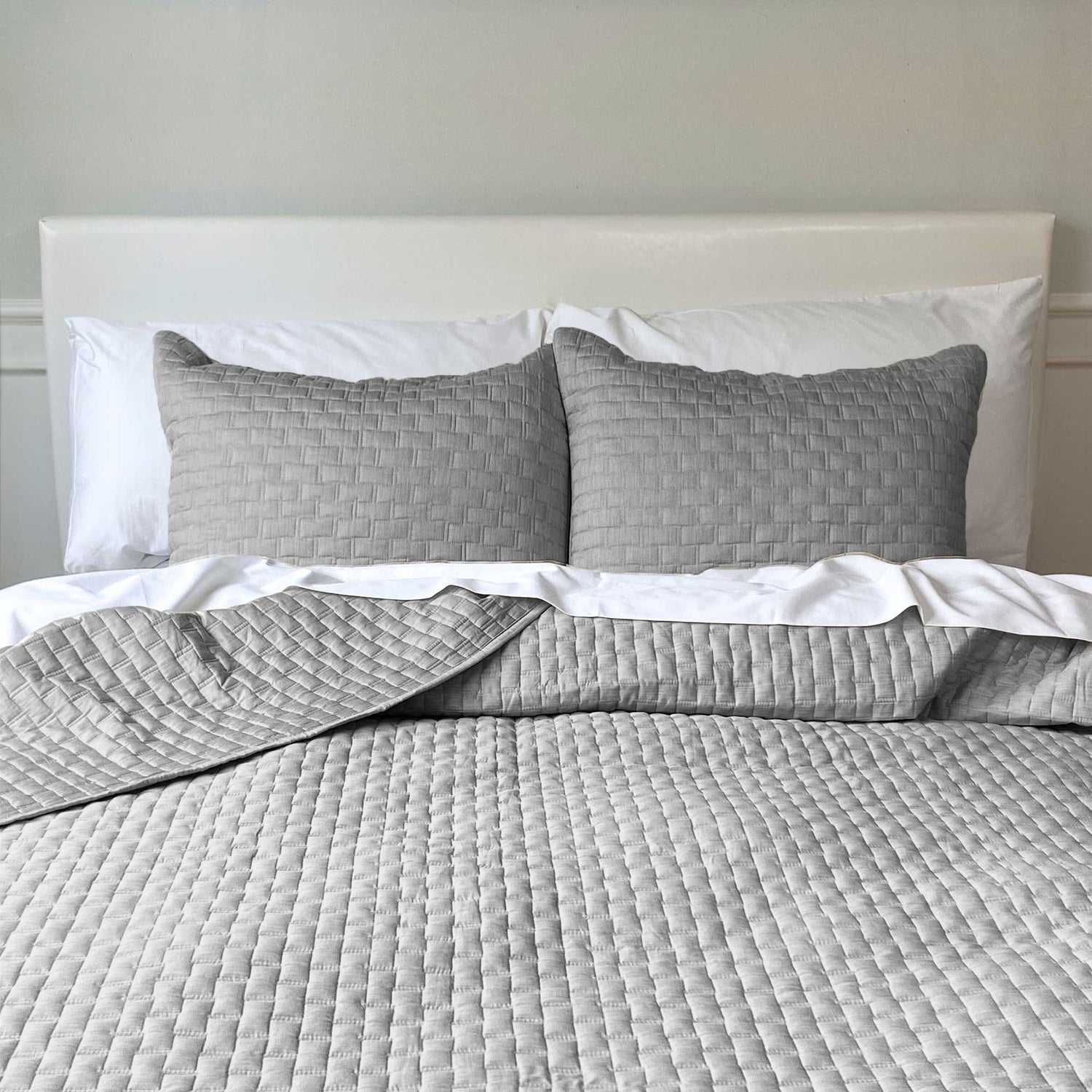 Bamboo Cotton Quilted Coverlet, Twin - Silver