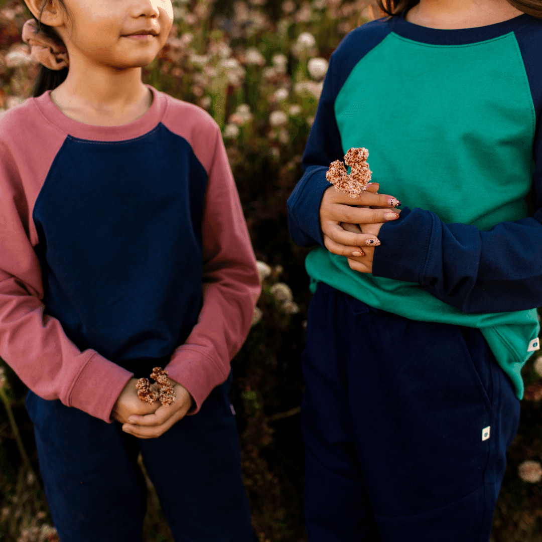 Stevie Raglan Sweatshirt - Hunter Green & Navy Color Block